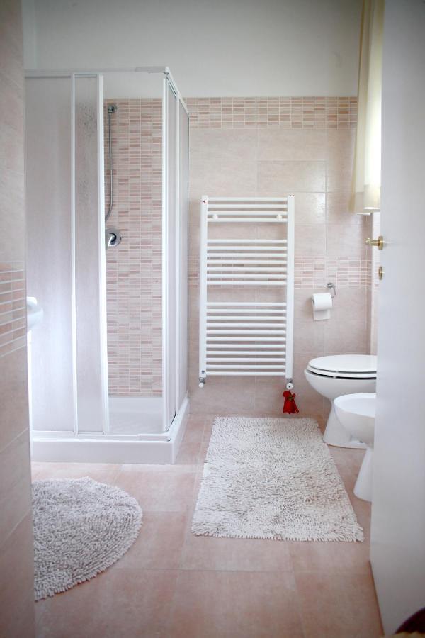 Villa Cecilia Bed And Breakfast Cellole Екстериор снимка